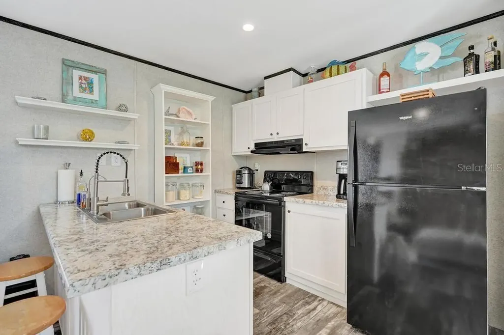 315 NE Cardinal NE Jensen Beach FL 34957
