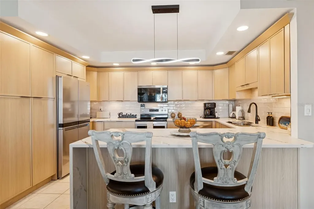4 Belleview Boulevard Belleair FL 33756