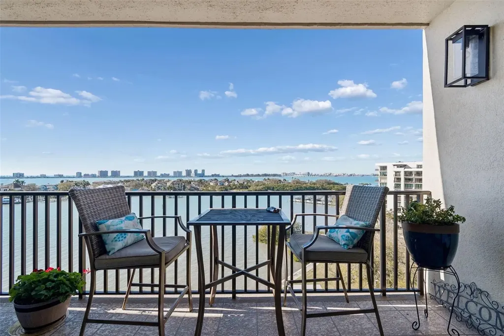 4 Belleview Boulevard Belleair FL 33756