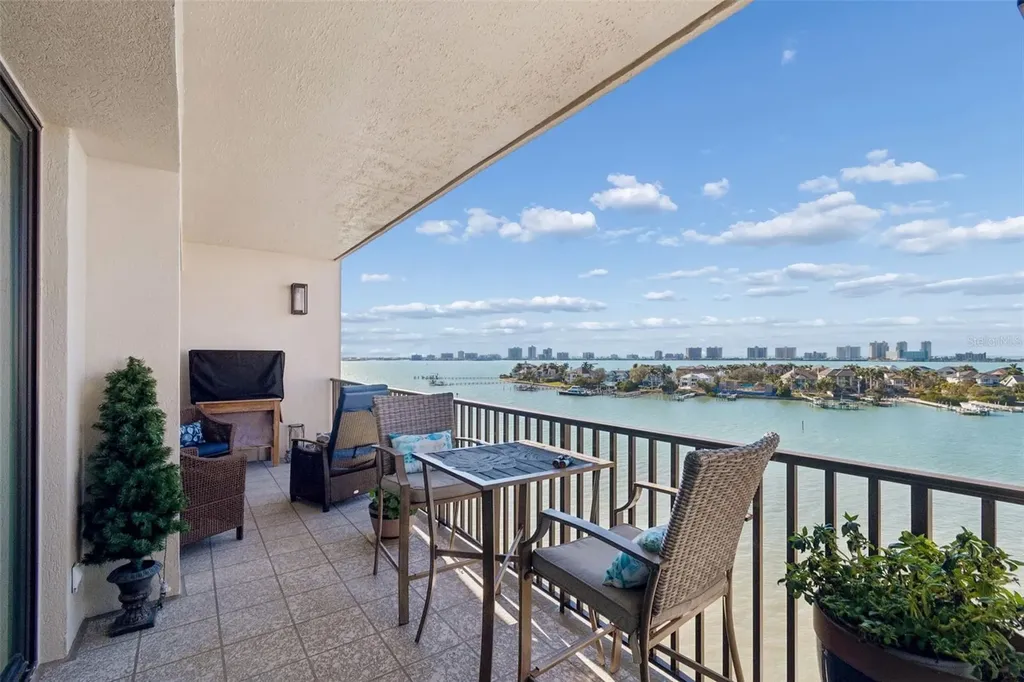 4 Belleview Boulevard Belleair FL 33756