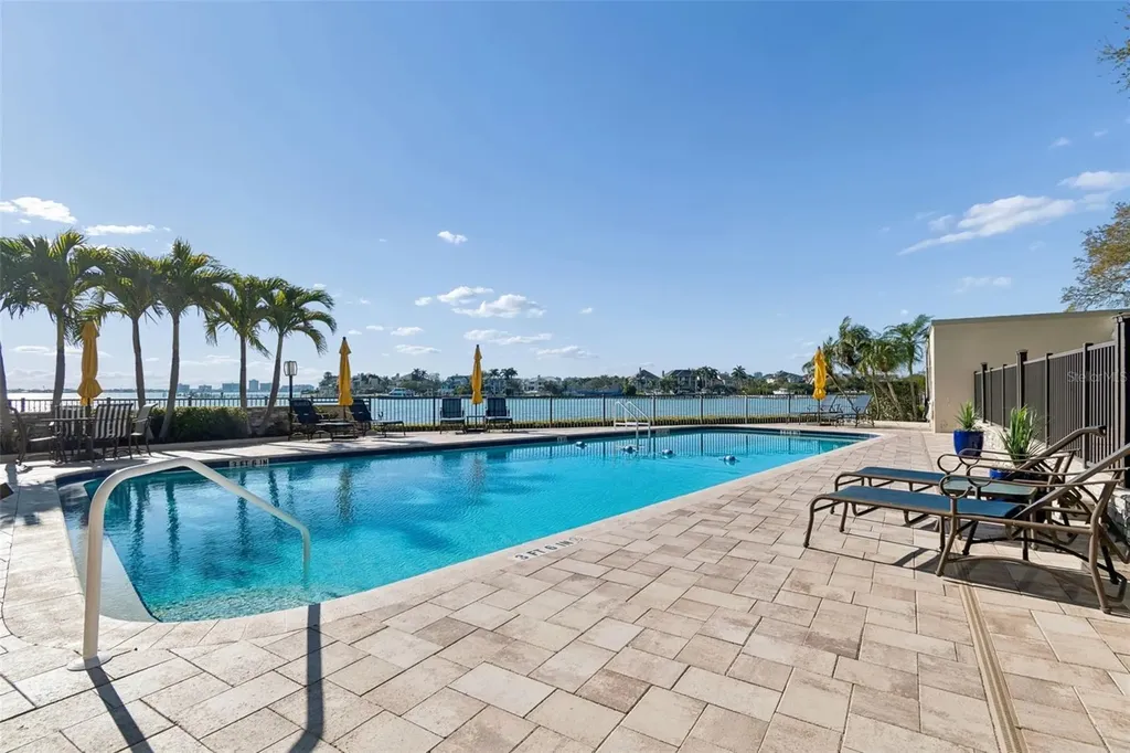 4 Belleview Boulevard Belleair FL 33756