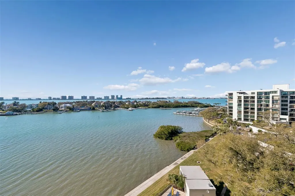 4 Belleview Boulevard Belleair FL 33756
