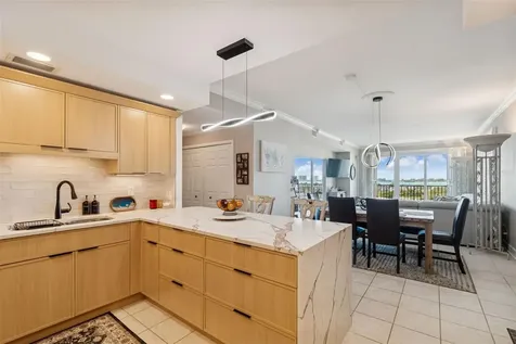 4 Belleview Boulevard Belleair FL 33756