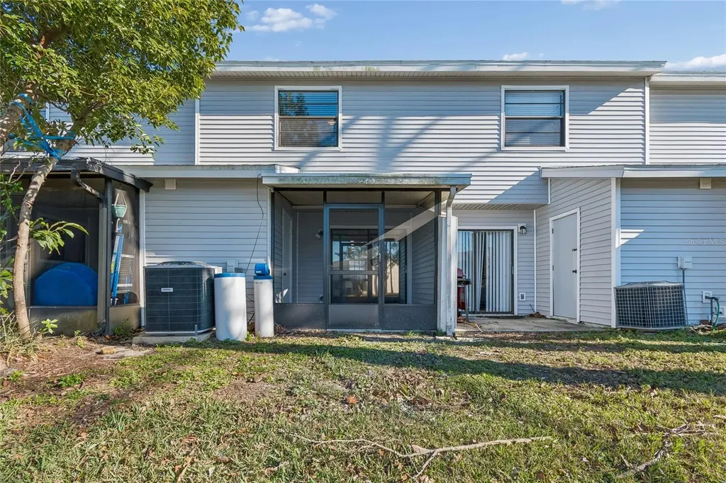 12568 Castle Hill Drive Tampa FL 33624