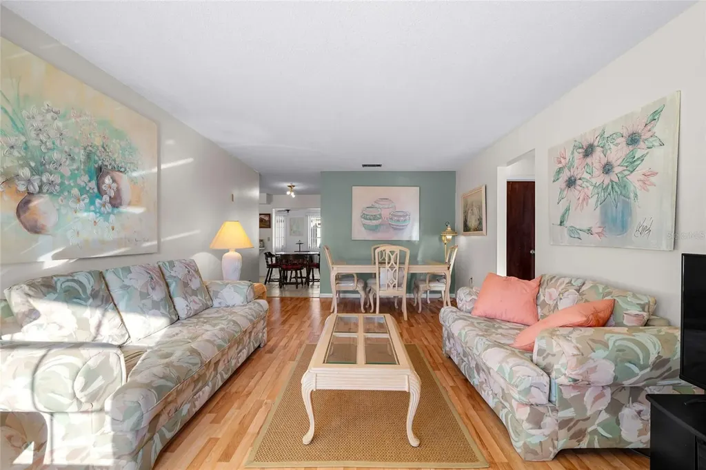 10009 Tulip Street N Pinellas Park FL 33782