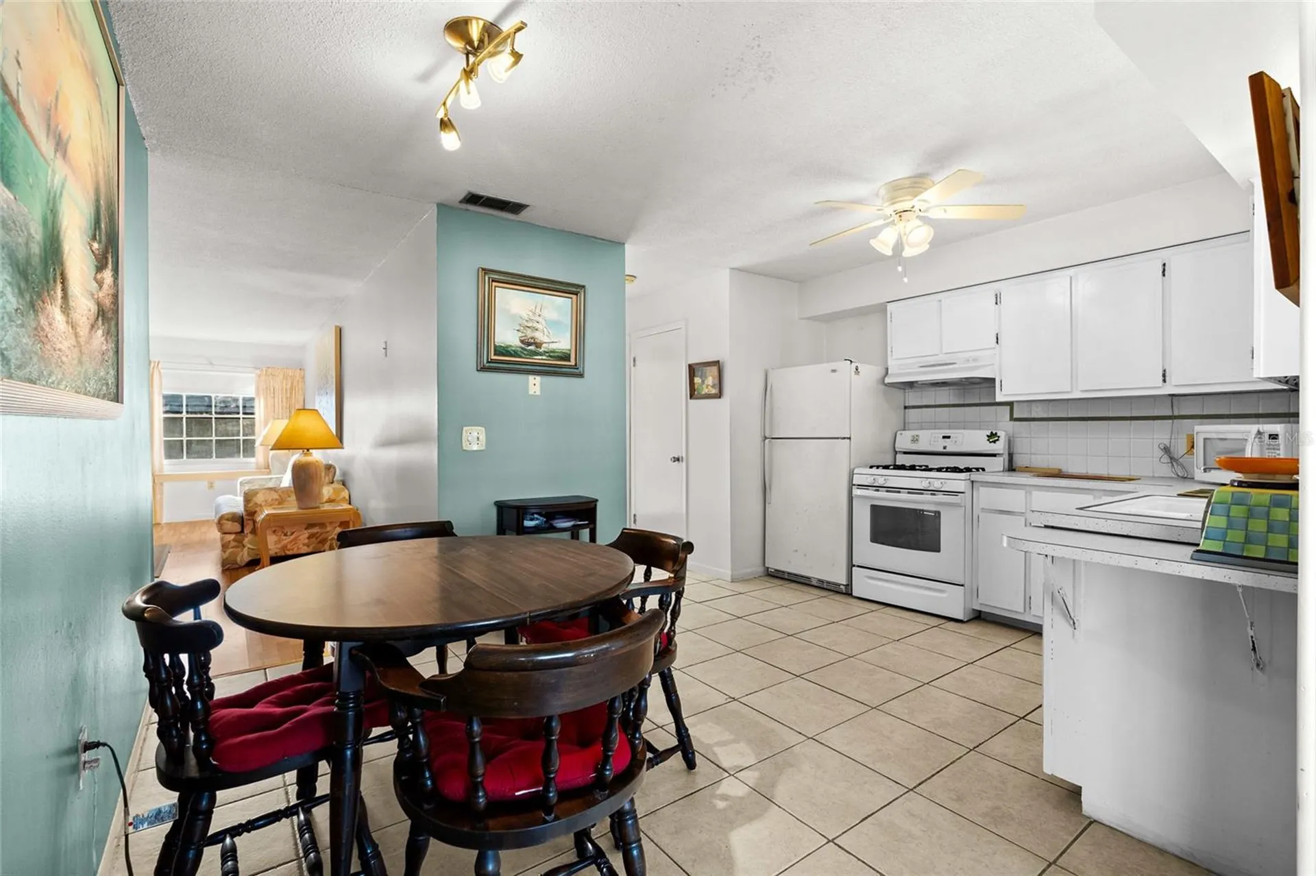 10009 Tulip Street N Pinellas Park FL 33782