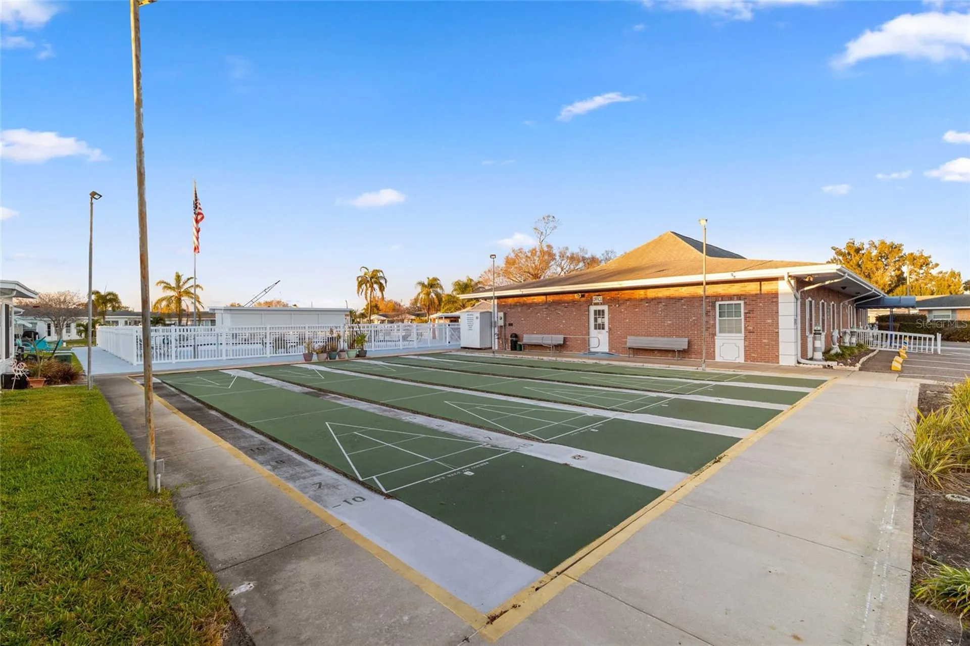 10009 Tulip Street N Pinellas Park FL 33782