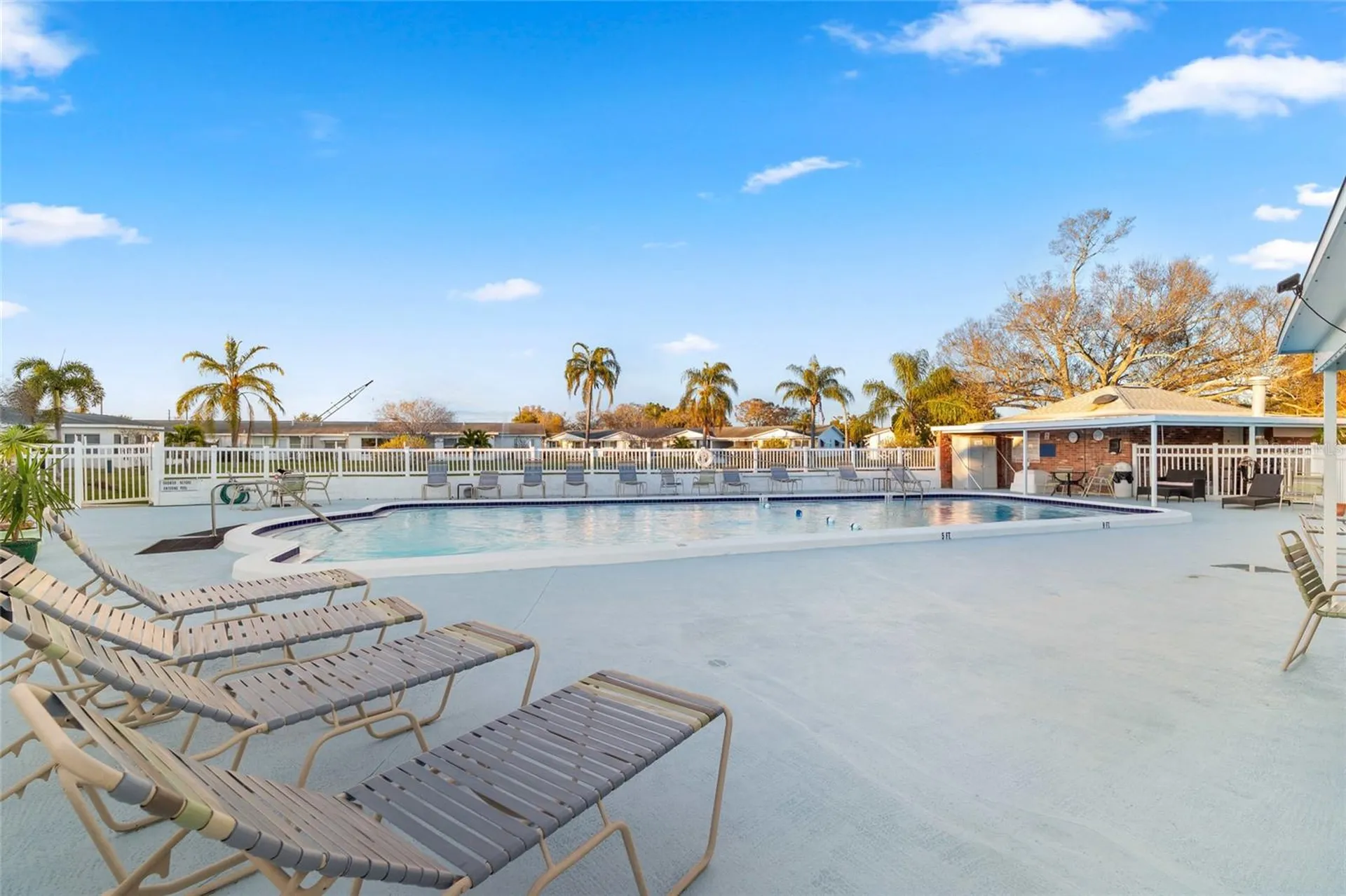 10009 Tulip Street N Pinellas Park FL 33782