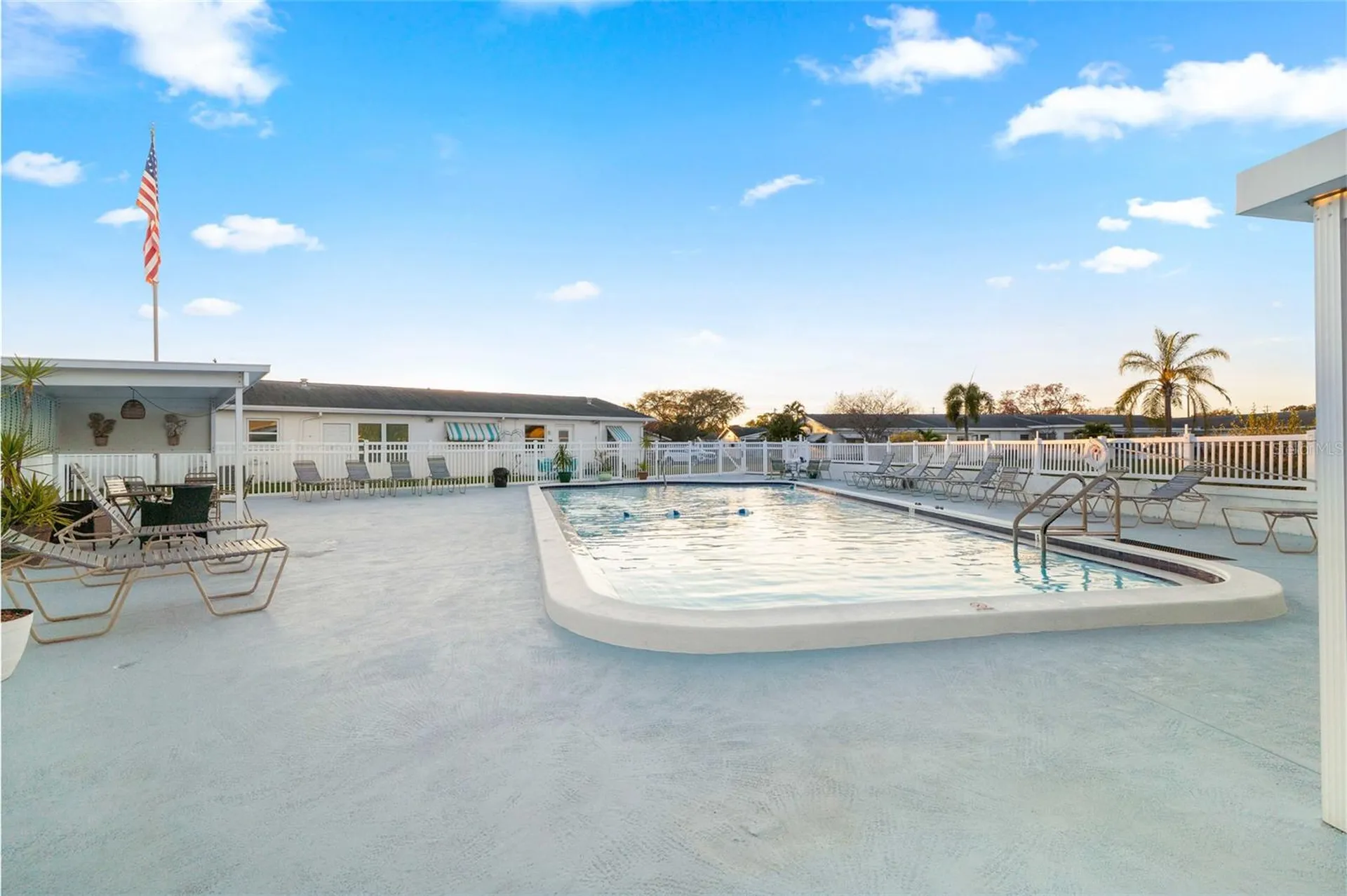 10009 Tulip Street N Pinellas Park FL 33782