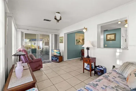 10009 Tulip Street N Pinellas Park FL 33782