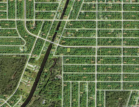 717 Biscayne Drive Port Charlotte FL 33953