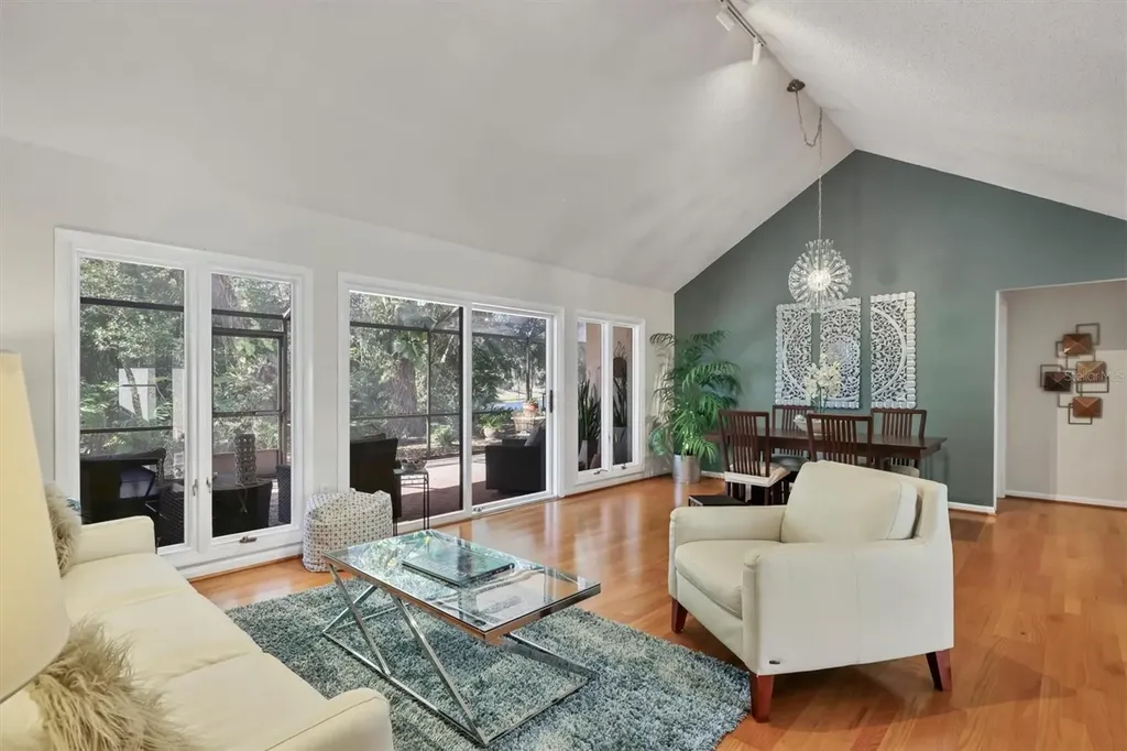 4540 Ascot Circle N Sarasota FL 34235