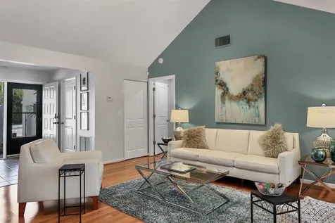 4540 Ascot Circle N Sarasota FL 34235
