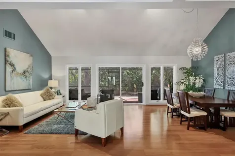 4540 Ascot Circle N Sarasota FL 34235