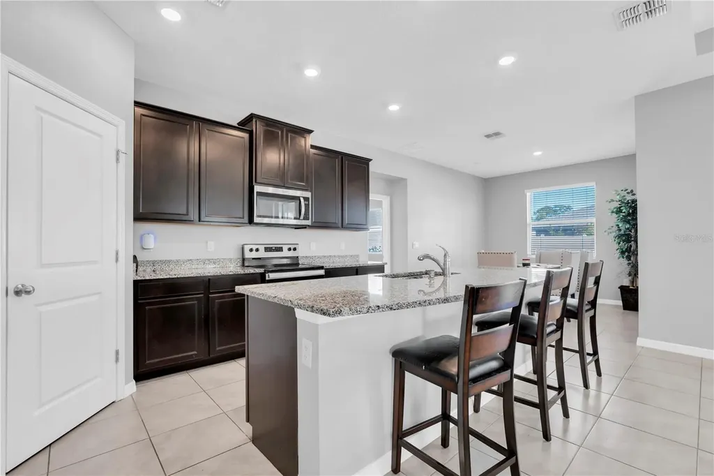 528 Ocean Spray Drive Ruskin FL 33570
