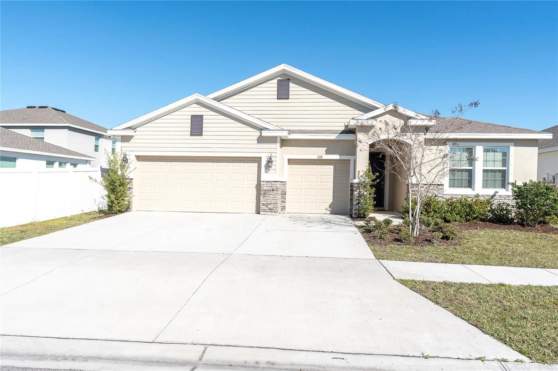 528 Ocean Spray Drive Ruskin FL 33570