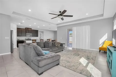 528 Ocean Spray Drive Ruskin FL 33570