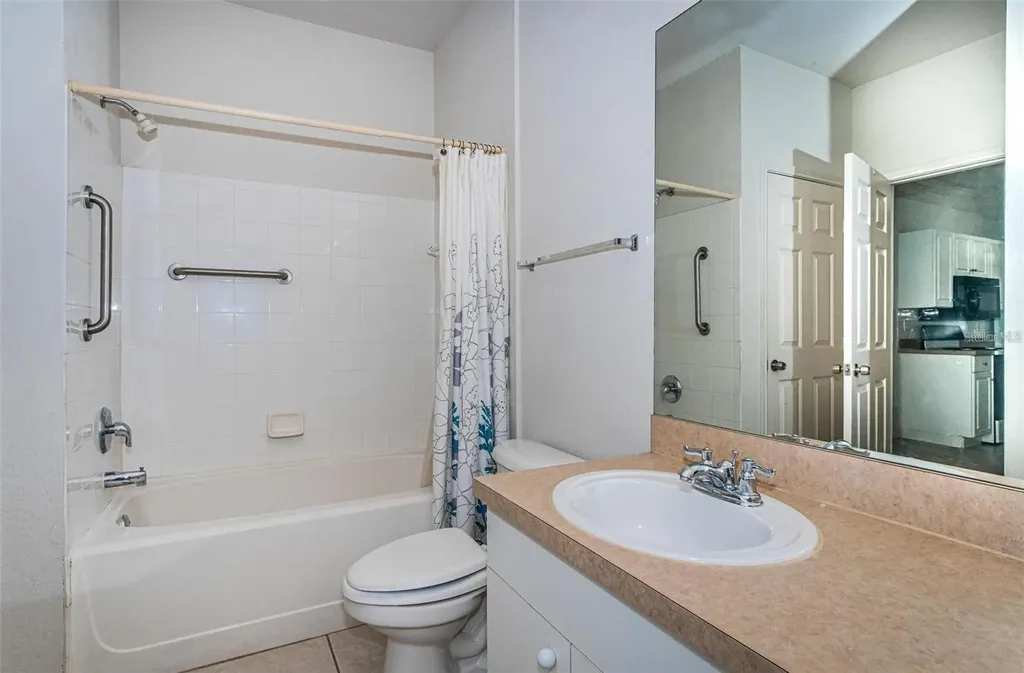 4305 Bayside Village Drive Tampa FL 33615