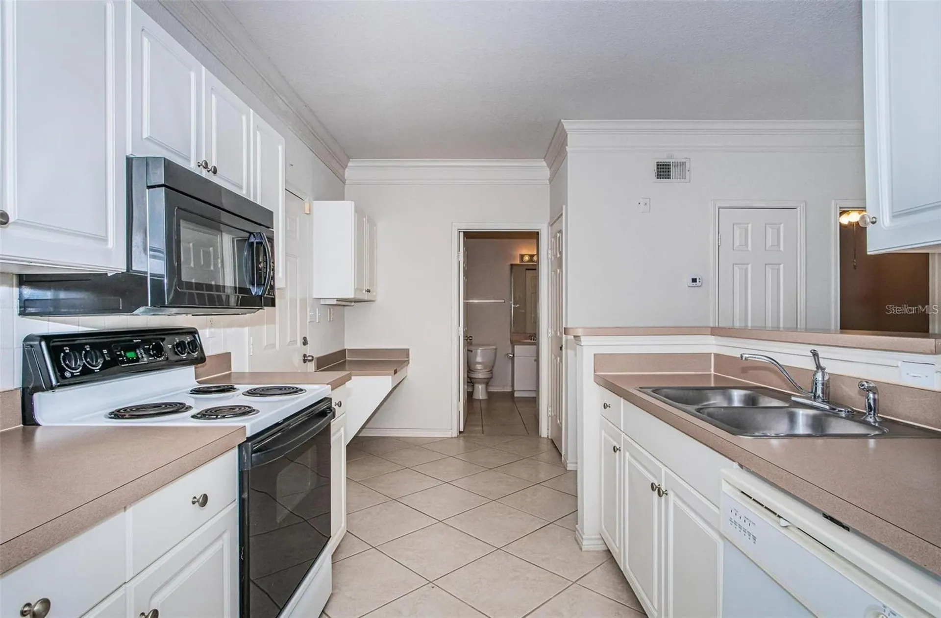 4305 Bayside Village Drive Tampa FL 33615