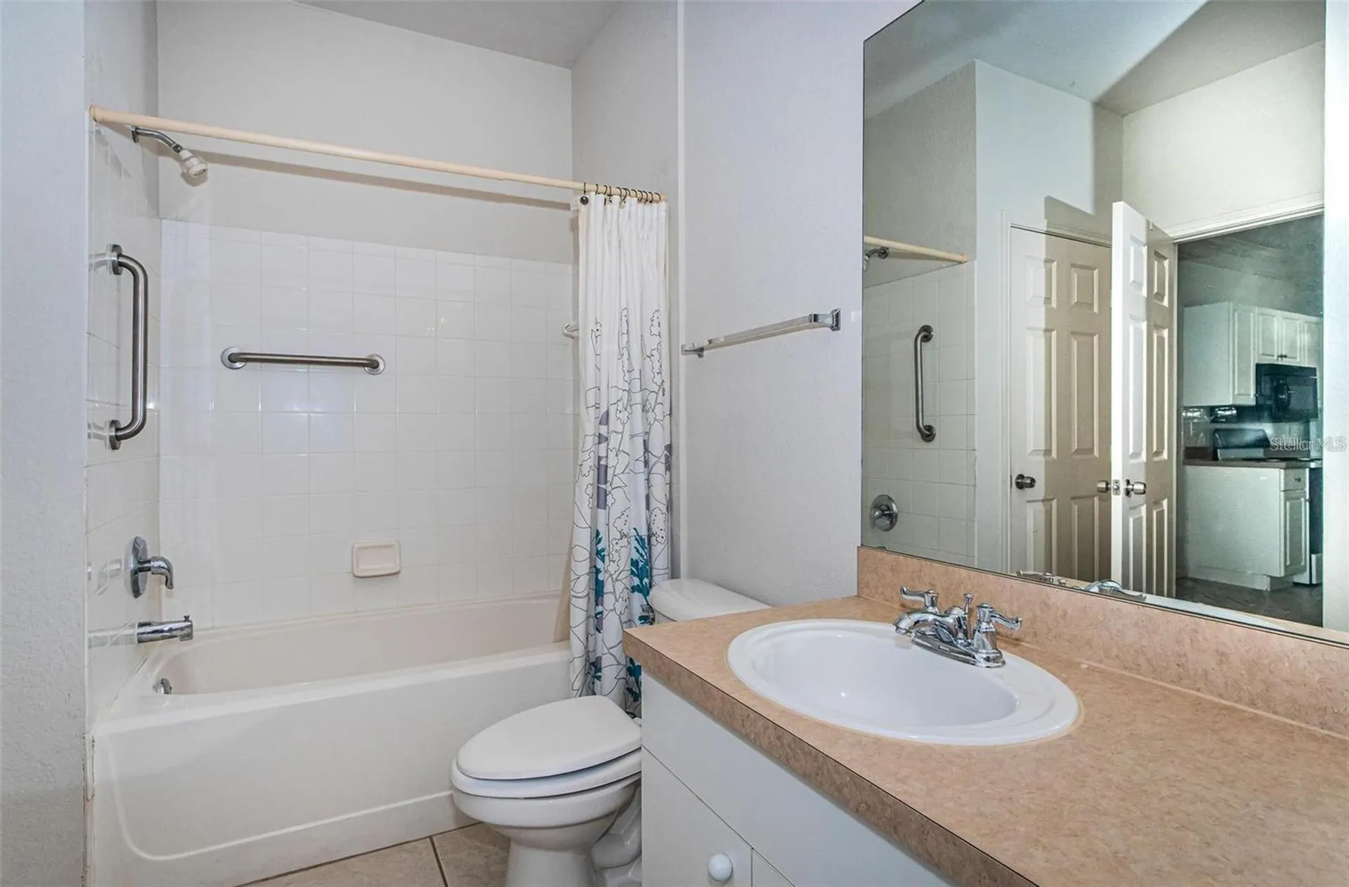 4305 Bayside Village Drive Tampa FL 33615