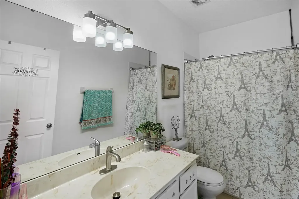4962 Sweet Cedar Circle Orlando FL 32829