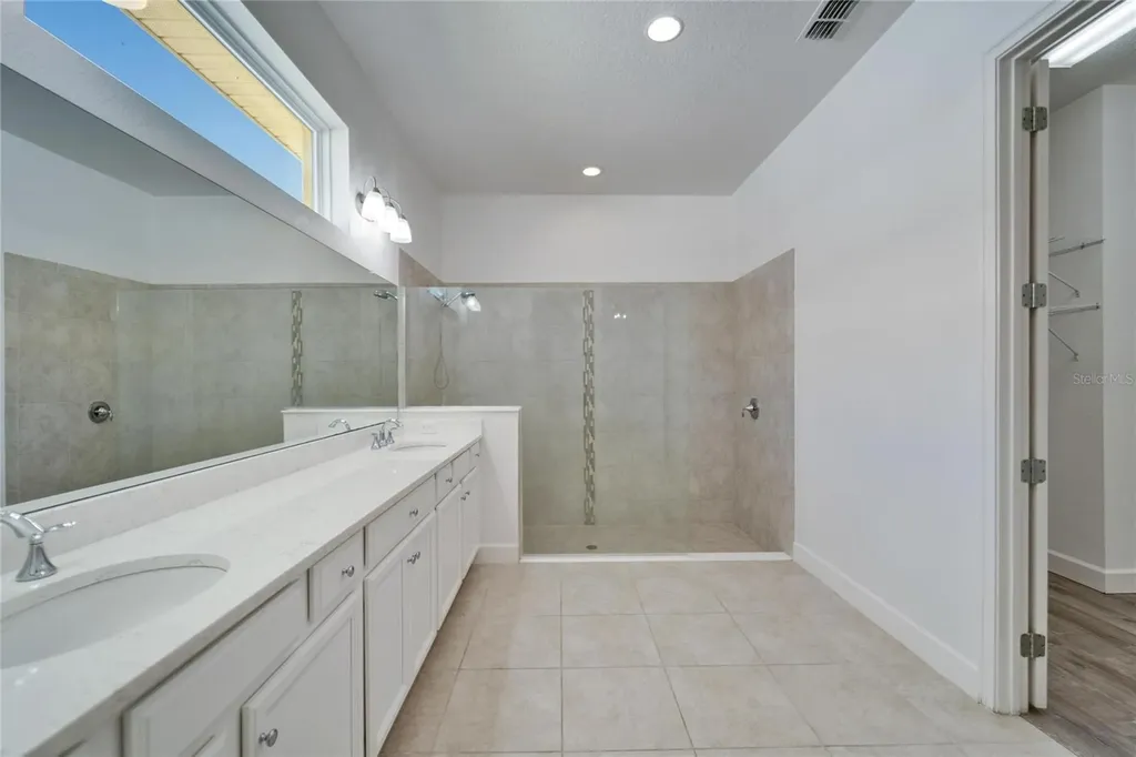 729 Winterside Drive Apollo Beach FL 33572
