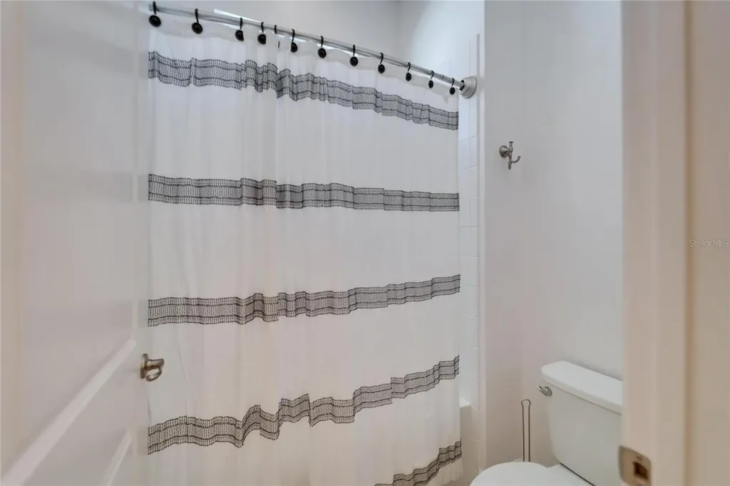 729 Winterside Drive Apollo Beach FL 33572