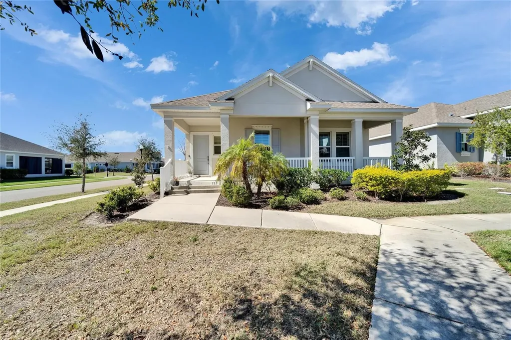 729 Winterside Drive Apollo Beach FL 33572