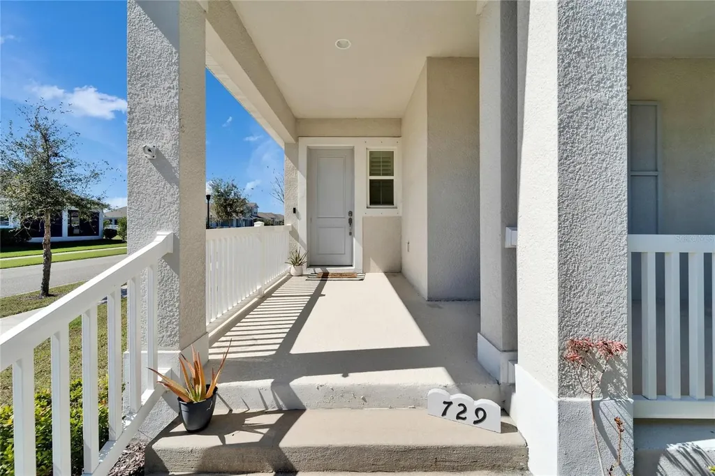 729 Winterside Drive Apollo Beach FL 33572