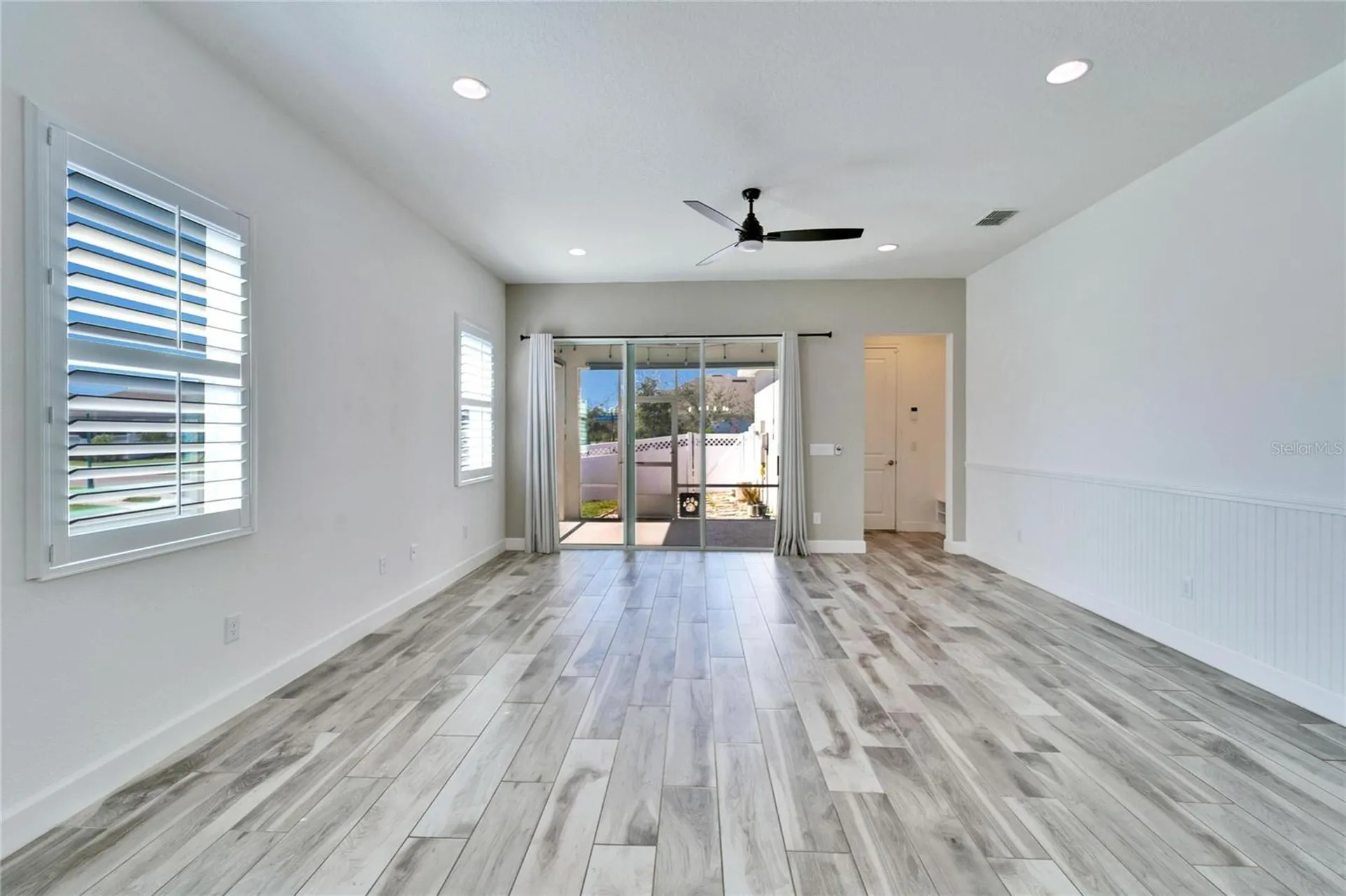729 Winterside Drive Apollo Beach FL 33572