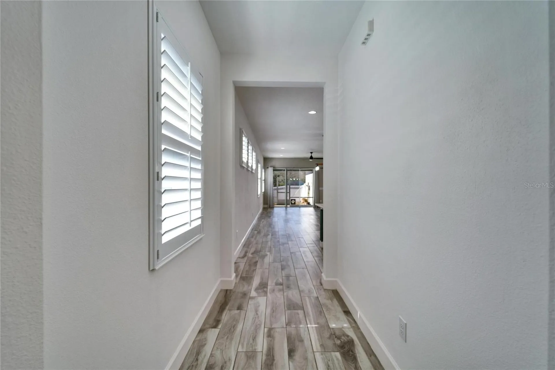 729 Winterside Drive Apollo Beach FL 33572