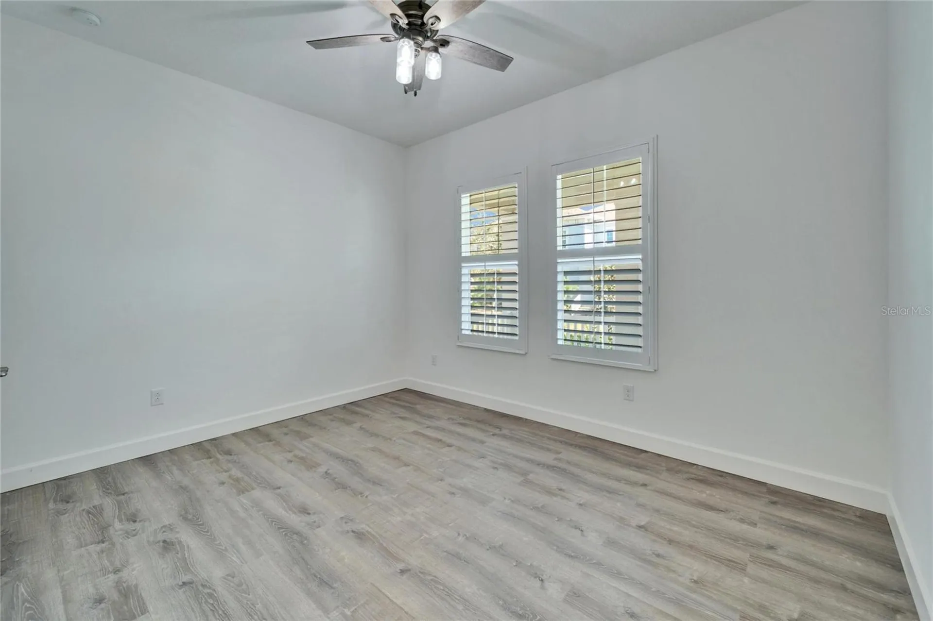 729 Winterside Drive Apollo Beach FL 33572