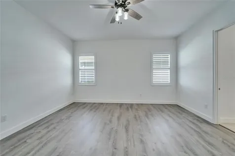 729 Winterside Drive Apollo Beach FL 33572