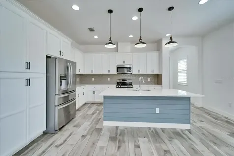 729 Winterside Drive Apollo Beach FL 33572