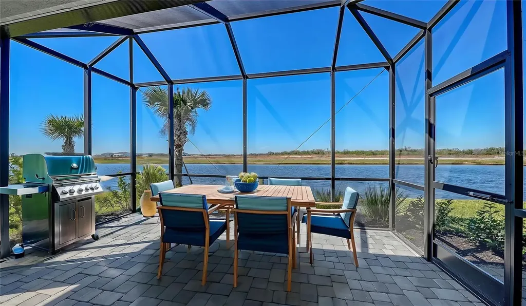 2118 Sylvester Palm Lane Bradenton FL 34212