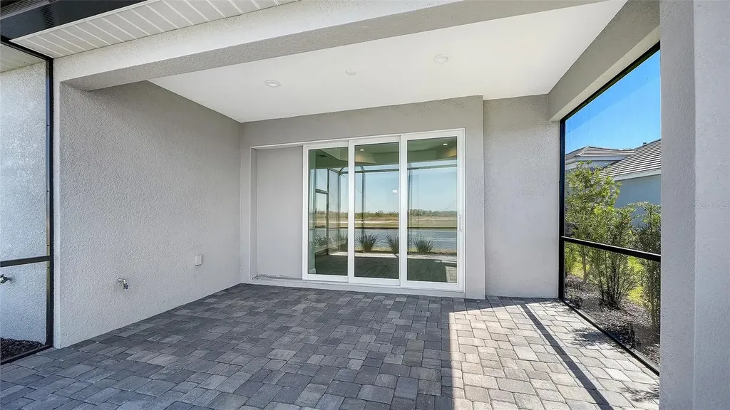 2118 Sylvester Palm Lane Bradenton FL 34212