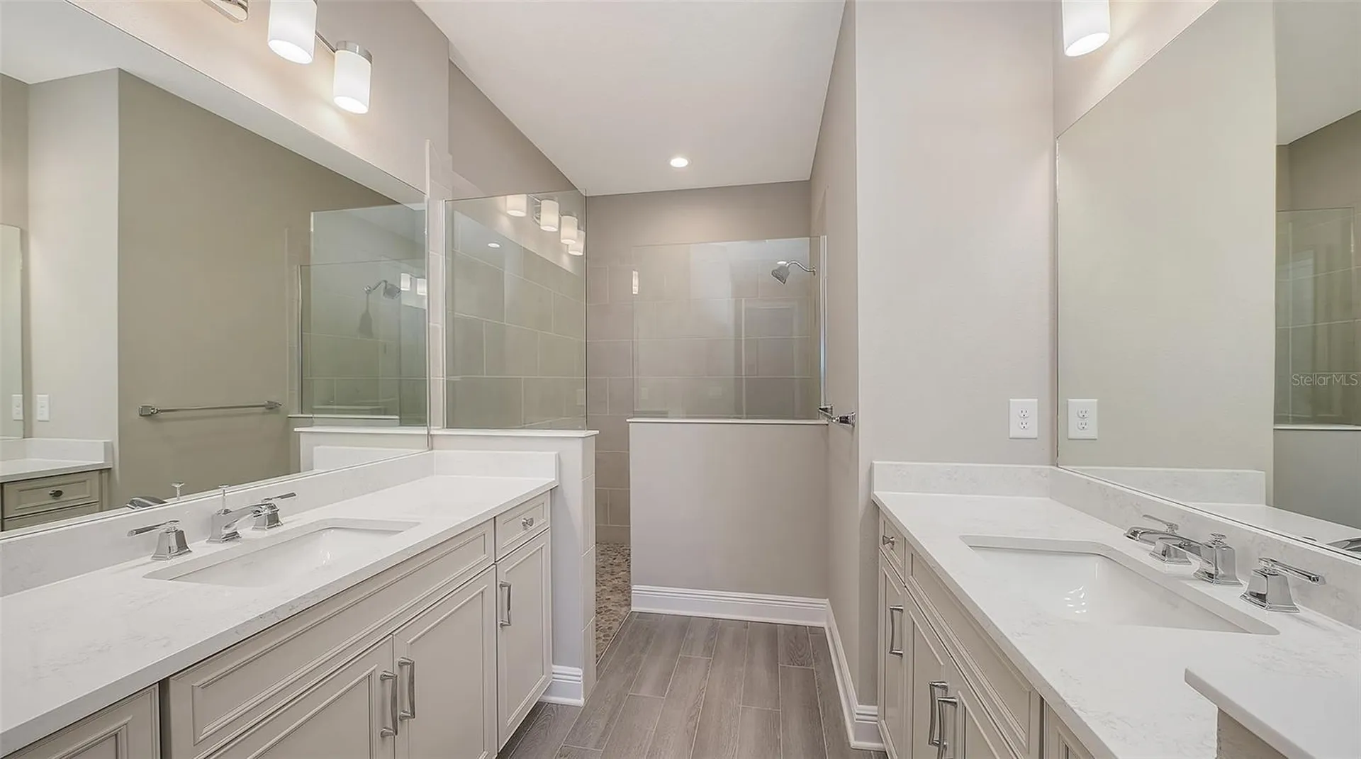 2118 Sylvester Palm Lane Bradenton FL 34212