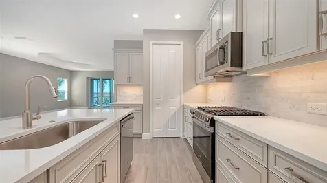 2118 Sylvester Palm Lane Bradenton FL 34212
