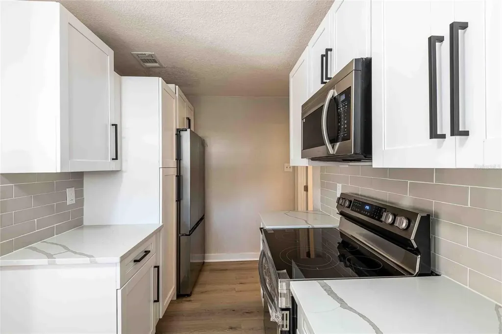 5104 N 15th Street Tampa FL 33610