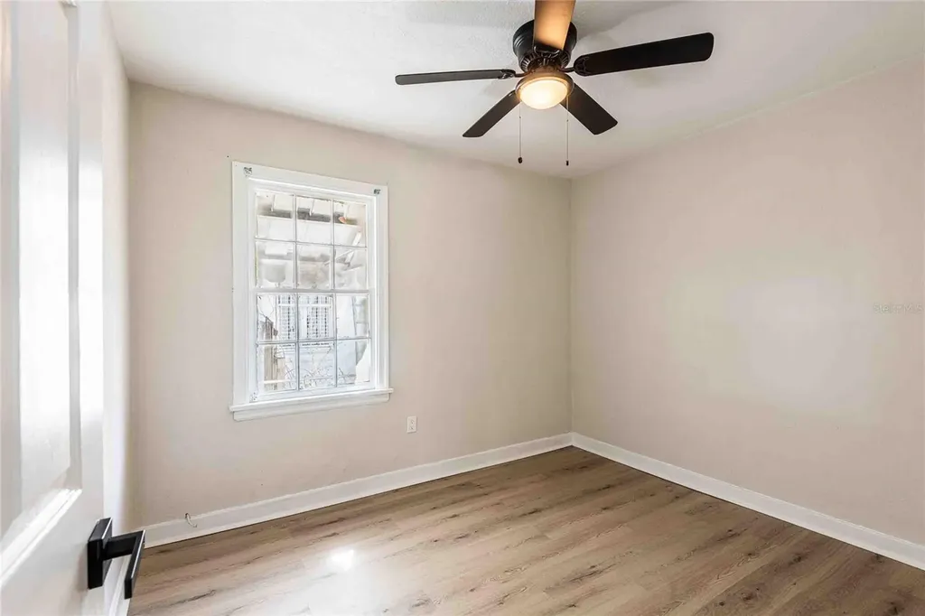 5104 N 15th Street Tampa FL 33610