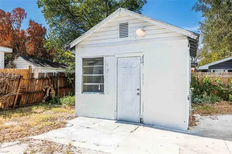 5104 N 15th Street Tampa FL 33610
