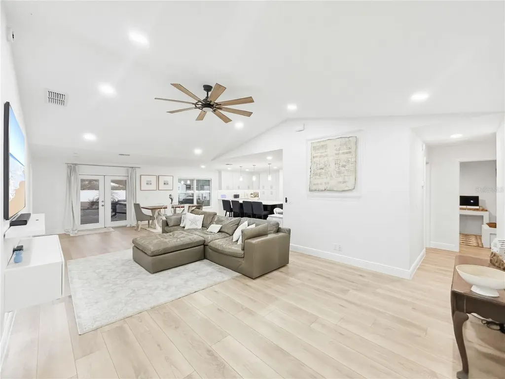 2285 Fox Wood Court St Cloud FL 34771