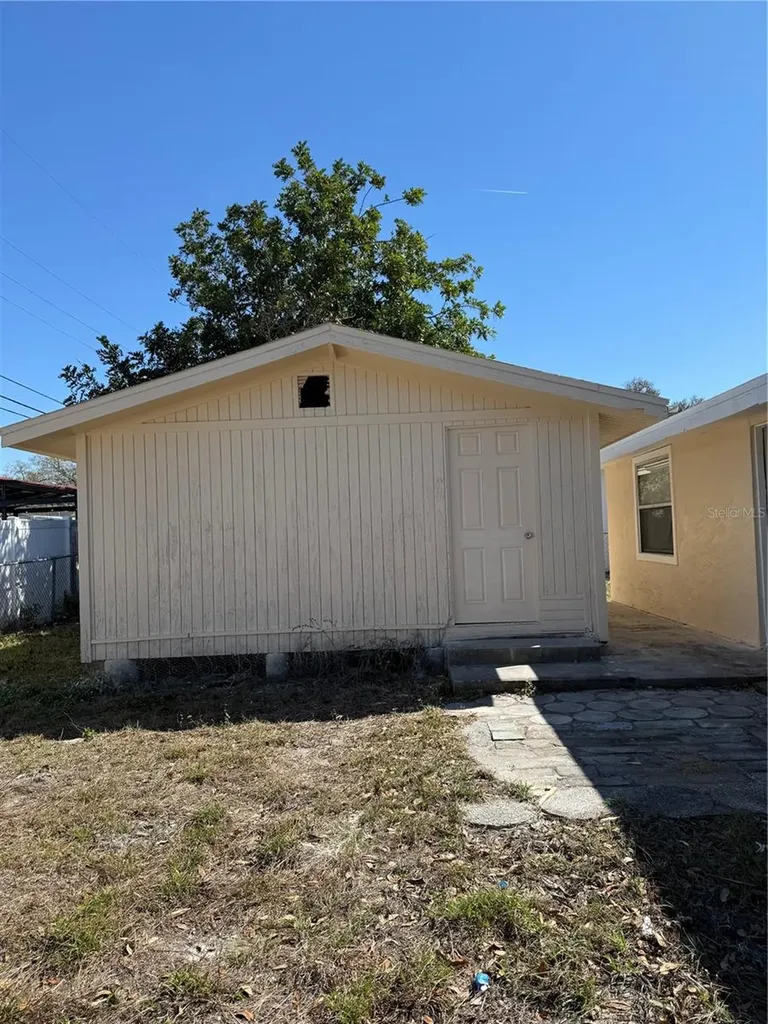 4737 56th Avenue N St Petersburg FL 33714