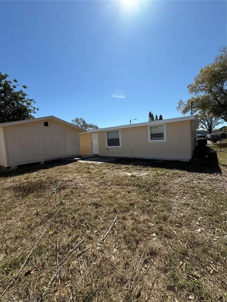 4737 56th Avenue N St Petersburg FL 33714