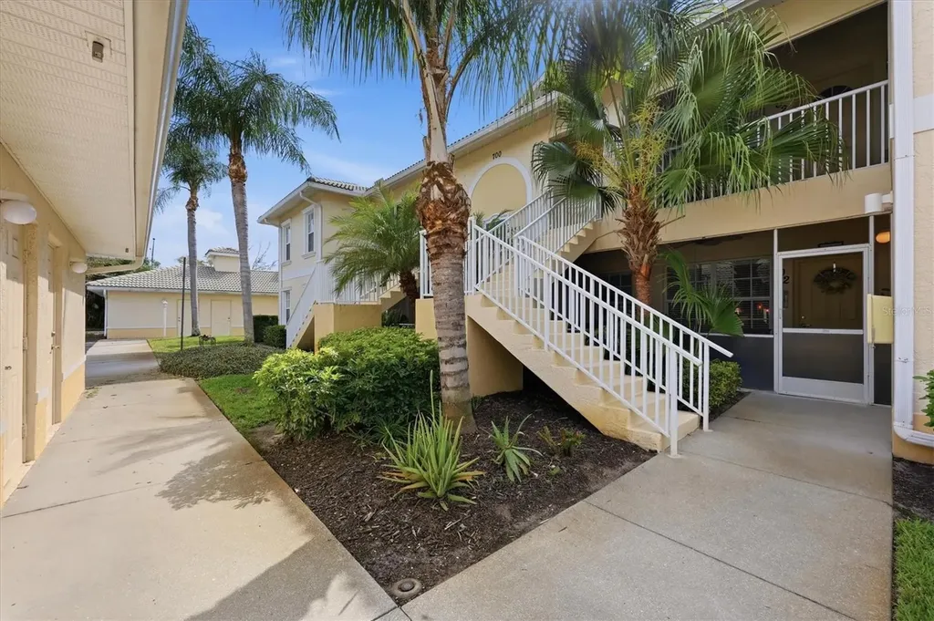 700 Mirabella Circle Venice FL 34292