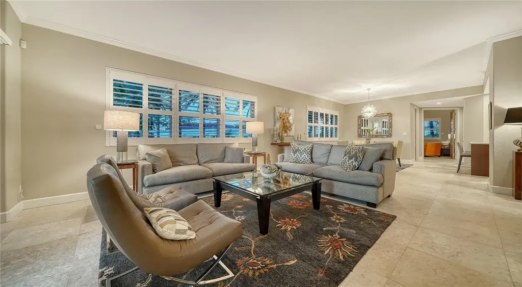 2165 Gulf Of Mexico Drive Longboat Key FL 34228
