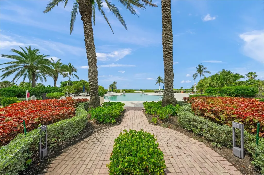 2165 Gulf Of Mexico Drive Longboat Key FL 34228