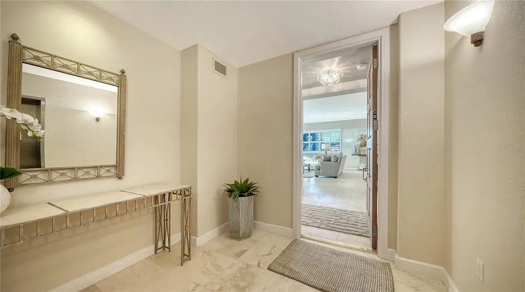 2165 Gulf Of Mexico Drive Longboat Key FL 34228