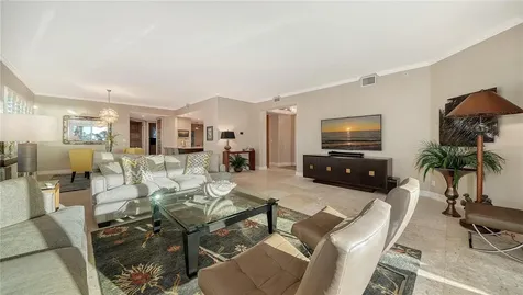 2165 Gulf Of Mexico Drive Longboat Key FL 34228