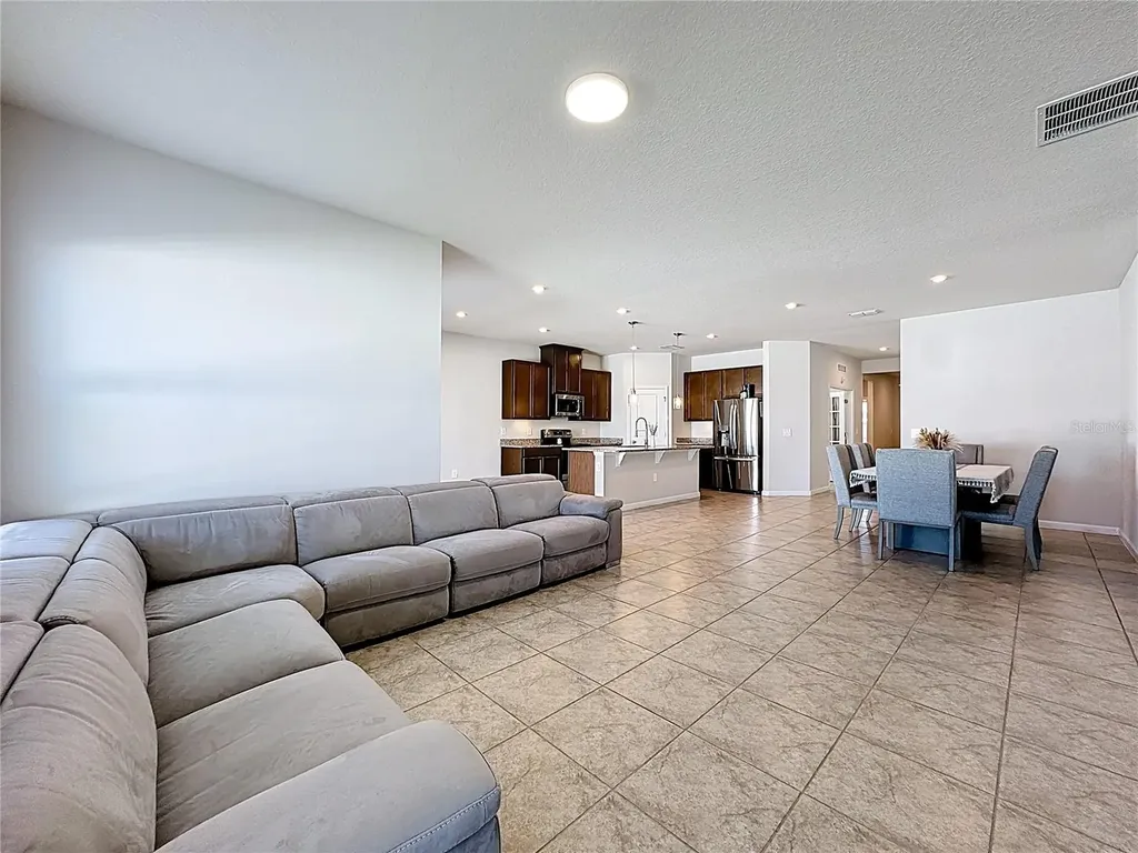 535 Rominger Loop Apopka FL 32712